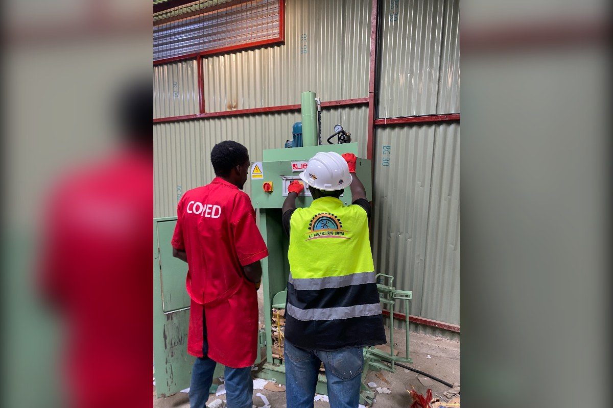 Our technician training an operator on correct machine use after installation